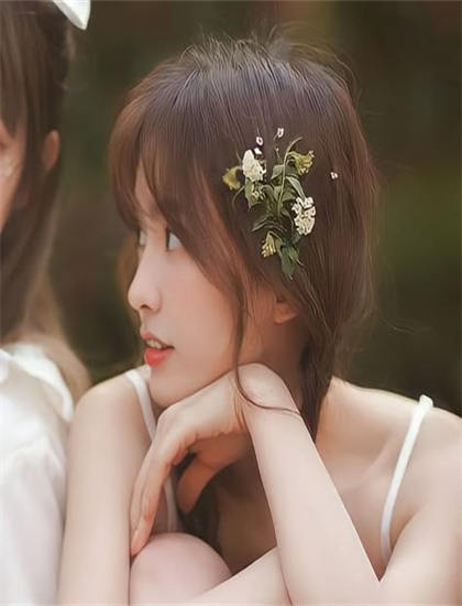 蛇年大吉之婚不可挡色彩运用解析：色调选择与情绪表达分析