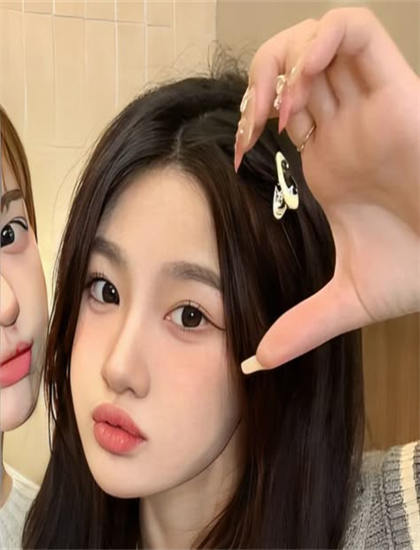 女朋友太骚了每次进去都觉得很热_免费入口成人漫画网站_大片免费网站