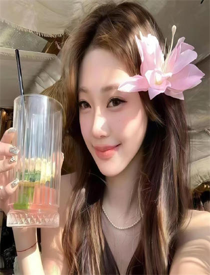 深度探索：《大城小调》的叙事技巧与导演风格——一次全面的艺术分析